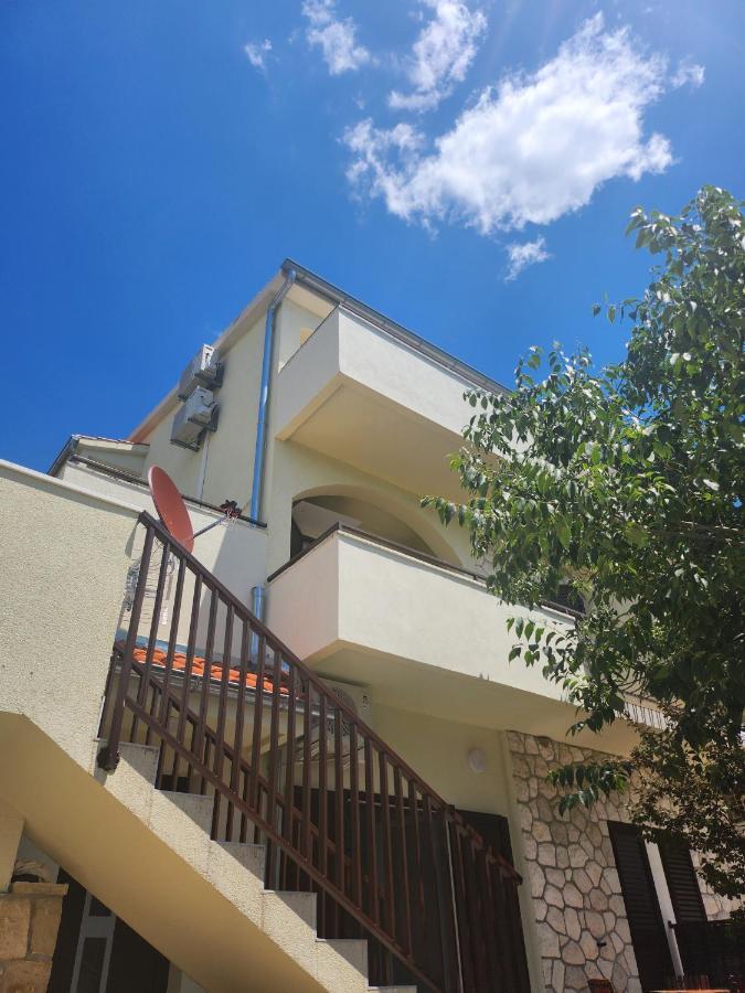 Apartment Big Blue Масленица Екстер'єр фото